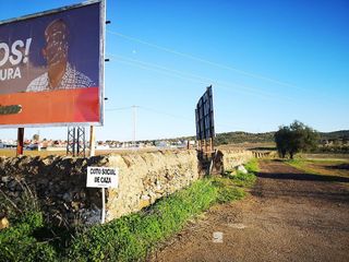 Terreno en venta en Olivenza