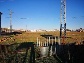 Terreno en venta en Olivenza