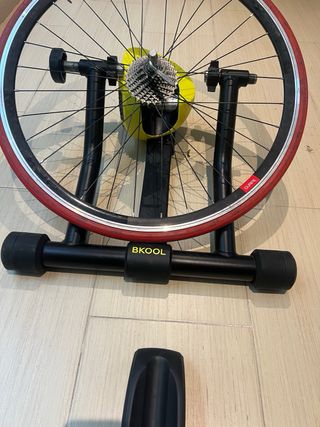 Rodillo Bkool y Rueda Cubierta Especial