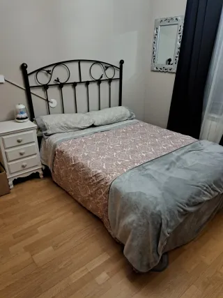 1 Camas 135cm: Cabecero forja, somier y colchón