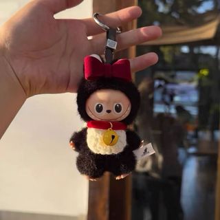 Ropa de muñeca Labubu The monsters pin for love