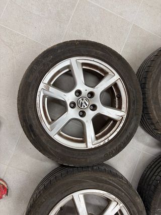 4 Llantas 5x100 con neumatico