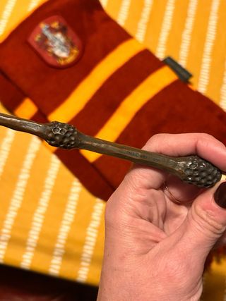 Varita y bufanda oficial Harry Potter