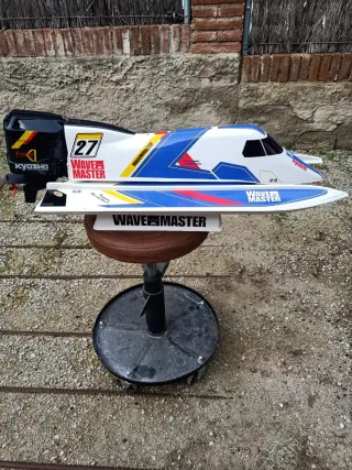 Kyosho Wave Master RC Boat, lancha eléctrica