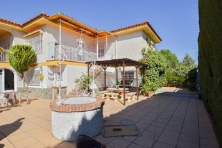 Chalet en venta en Otura