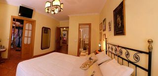 Chalet en venta en La Granja-La Colina-Los Pastores en Algeciras