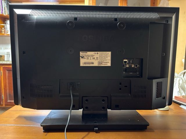 TV Toshiba 32 Negra