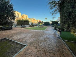 Casa adosada en venta en Torreblanca en Sevilla