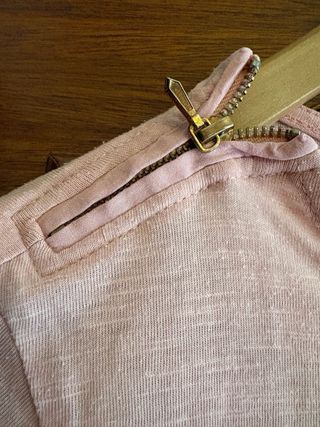 Camiseta Bershka rosa talla M