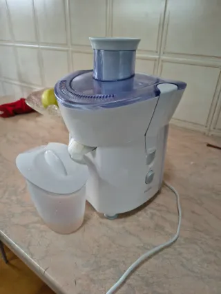 Estrattore succo bianco e blu