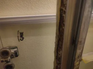 Puerta corredera de cristal para baño