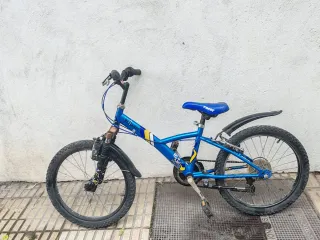 Bicicleta infantil azul Btwin