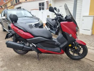 Yamaha Xmax 125
