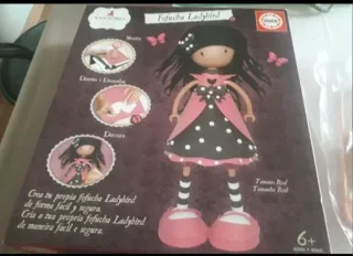 SIN ESTRENAR Muñeca SANTORO Fofucha Ladybird