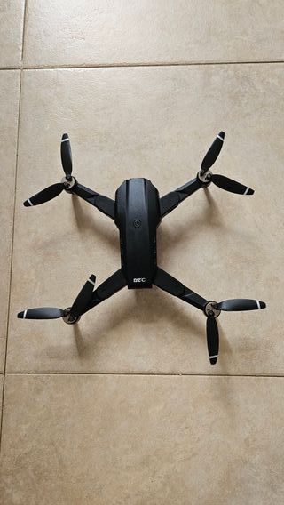 Dron Lyzrc L900 con 3 baterías y 2 mandos.