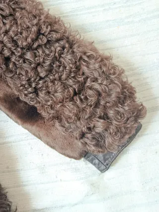 Abrigo vintage de piel natural astracán marrón