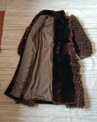 Abrigo vintage de piel natural astracán marrón