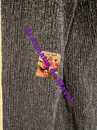 Jersey cuello alto azul marino brillante