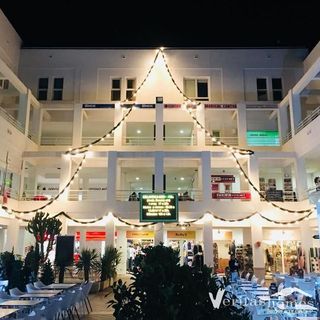 Local comercial en venta en Urb. El Palmeral en Mojácar