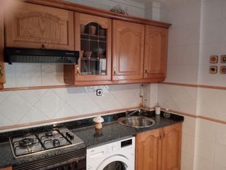 Muebles de cocina madera y electrodomésticos