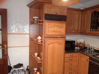 Muebles de cocina madera y electrodomésticos