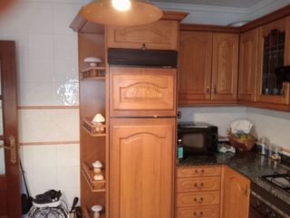 Muebles de cocina madera y electrodomésticos