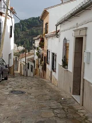 Cochera con opción de construir vivienda