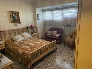 Piso en venta en Mercado en Alicante