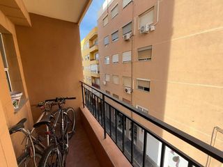 Piso en venta en Plaza de Toros - Santa Rita en Almería