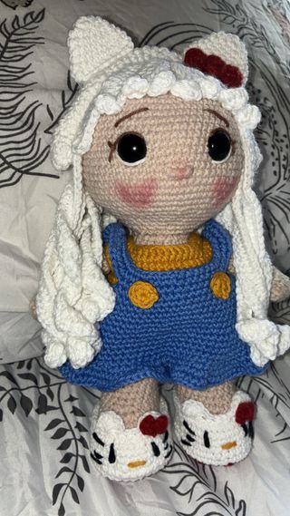 Muñeca Amigurumi Hecha a Mano