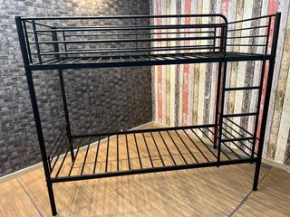 Litera Metal Blanco/Negro/Gris ¡NUEVA!