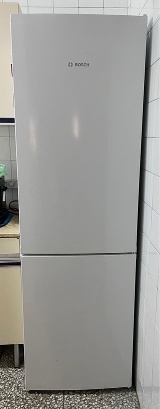 URGE Nevera NUEVA Vera-Almería Leer descripción