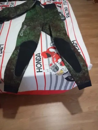 Traje pesca submarina , buceo , cressi scorfano.