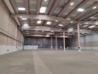 Nave industrial en alquiler en Los Olivos - Los Ángeles - Perales del río en Getafe