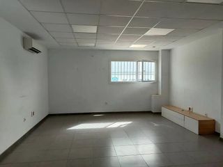 Nave industrial en alquiler en Los Olivos - Los Ángeles - Perales del río en Getafe