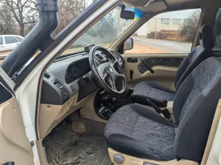 Nissan Terrano II 2002