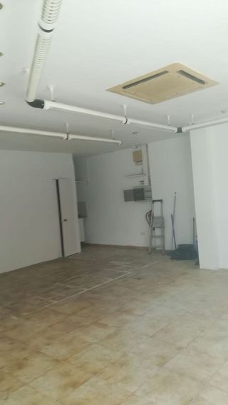 Local comercial en alquiler en La Granja en Zaragoza