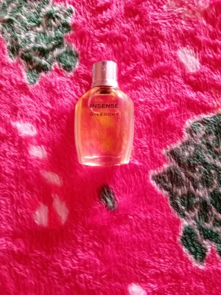 Perfume Insensé Givenchy