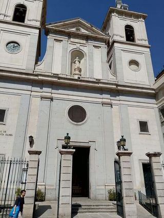 Local comercial en alquiler en Almagro en Madrid