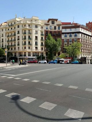 Local comercial en alquiler en Almagro en Madrid