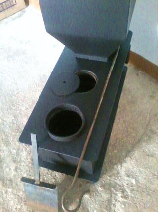 Estufa cáscaras almendras/pellets