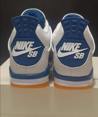 Jordan 4 SB Navy