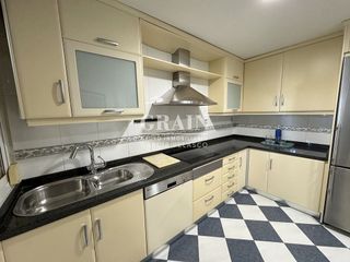 Casa adosada en venta en Santa Cruz - Industria - Polígono Campollano en Albacete