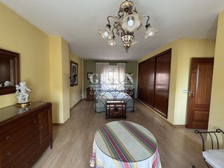 Casa adosada en venta en Santa Cruz - Industria - Polígono Campollano en Albacete