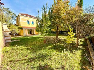 Chalet en venta en Cabanillas del Campo