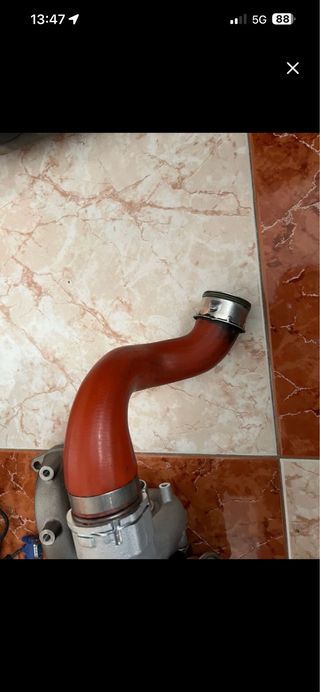 Tubo de silicona rojo para turbo