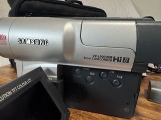 Videocámara Samsung Hi8 Digital Zoom 880x