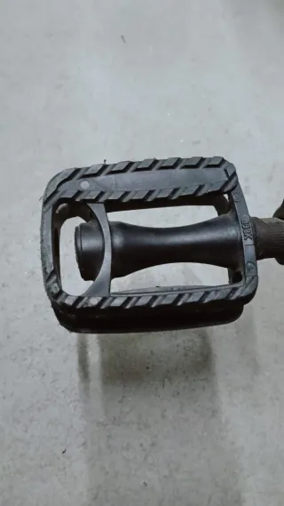 Bicicleta infantil B-PRO 16