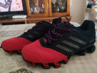 Zapatillas Adidas Mujer Negras y Rojas