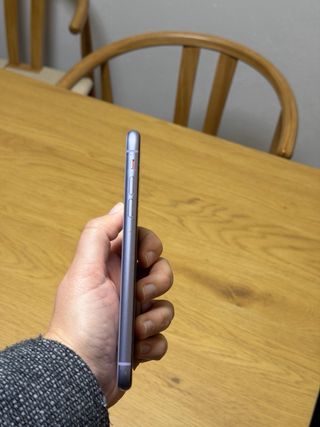 iPhone 11 64GB Morado